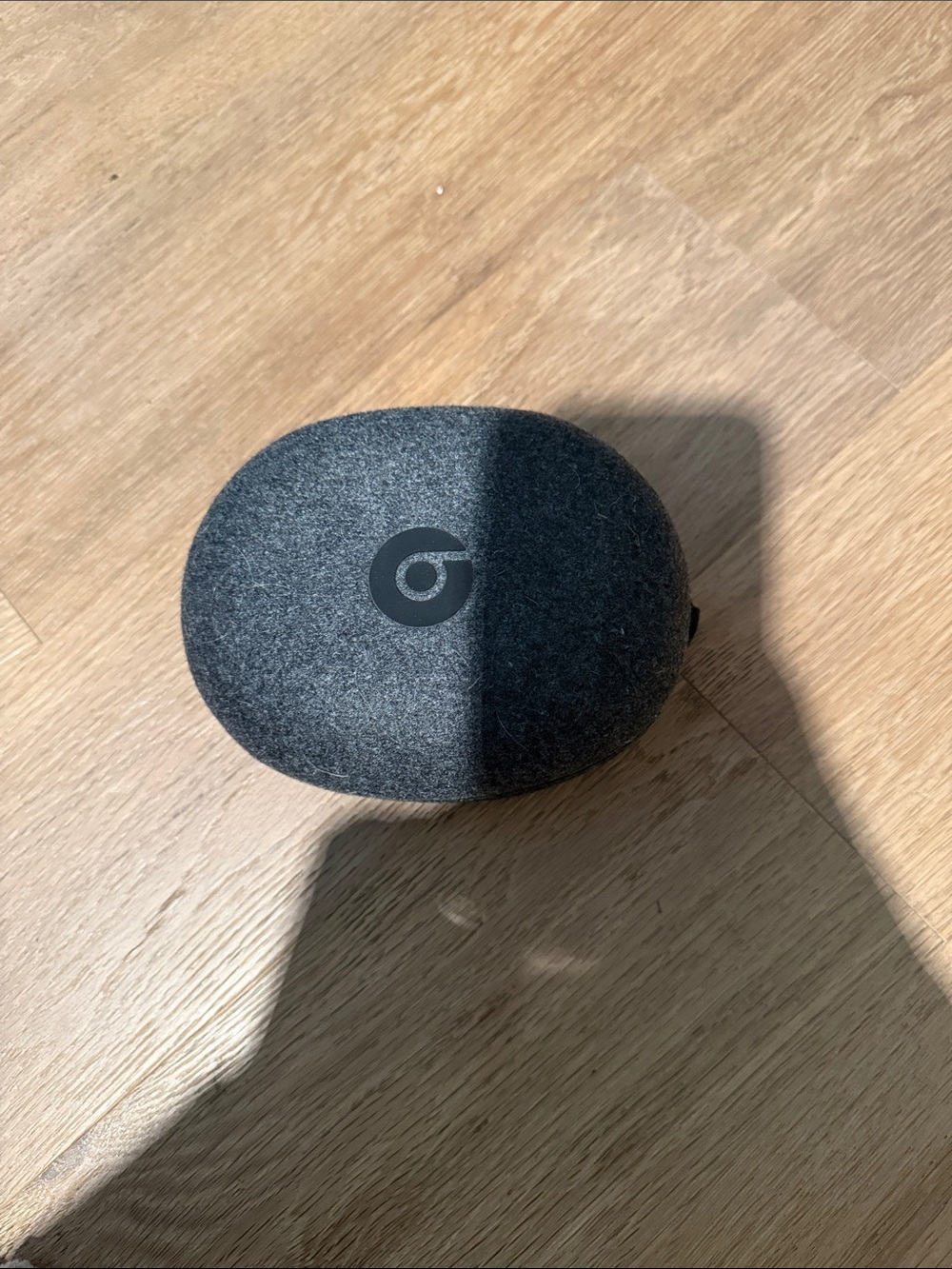 Beats by Dre Black Fabric Charging Case